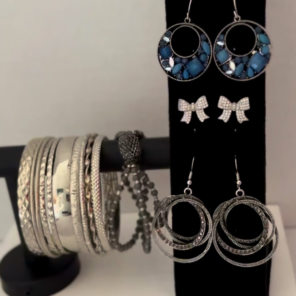 Bangle and Earring set